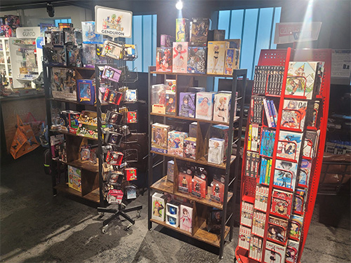 Merchandise und Mangas